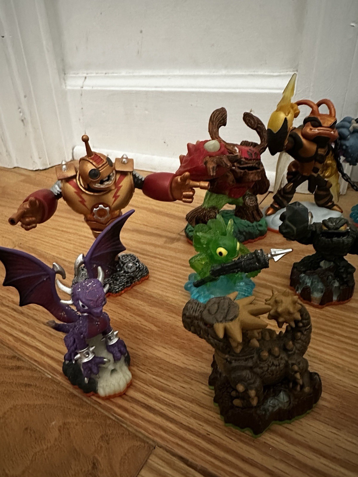 Skylander Giants Collectible Figures