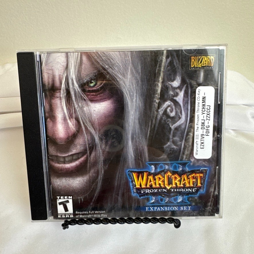 Warcraft III: The Frozen Throne- Expansion Set-2003 Blizzard PC CD-ROM w Key-VG+