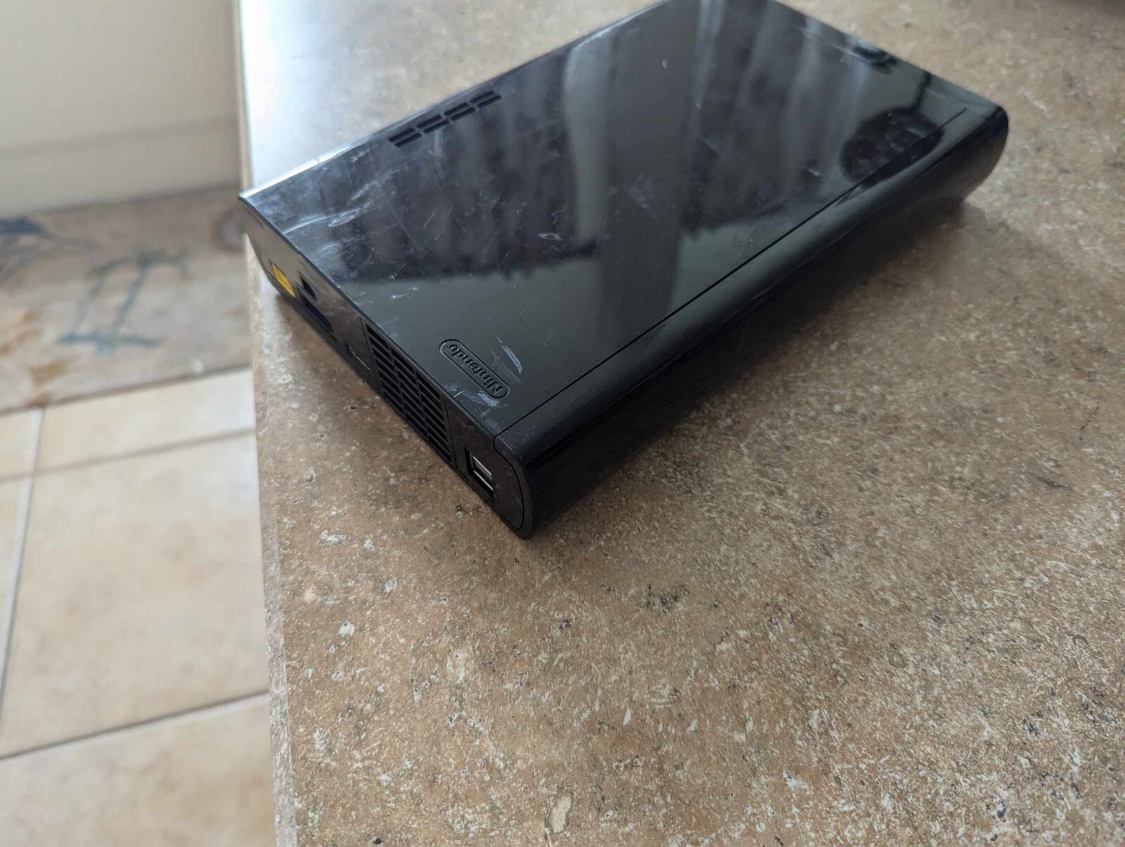 Nintendo WiiU wii u 32GB System Console Only FOR PARTS NO VIDEO OUTPUT power on