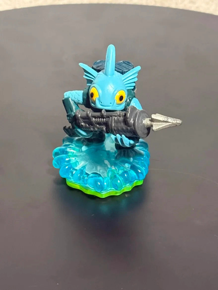 Choose Your Skylander Series 1!
