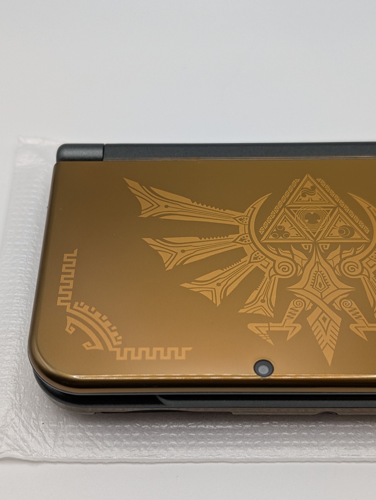 New Nintendo 3DS XL Hyrule Edition – Complete In Box Rare Excellent Condition