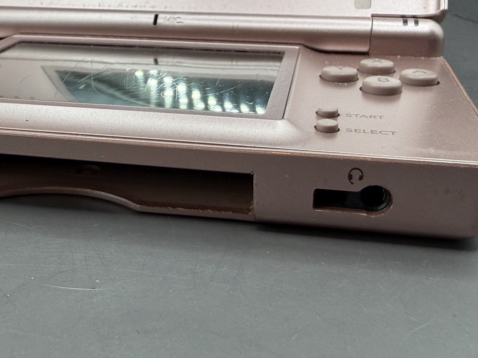 Nintendo DS Lite Metallic Rose Pink Handheld Video Game Console Only With Stylus