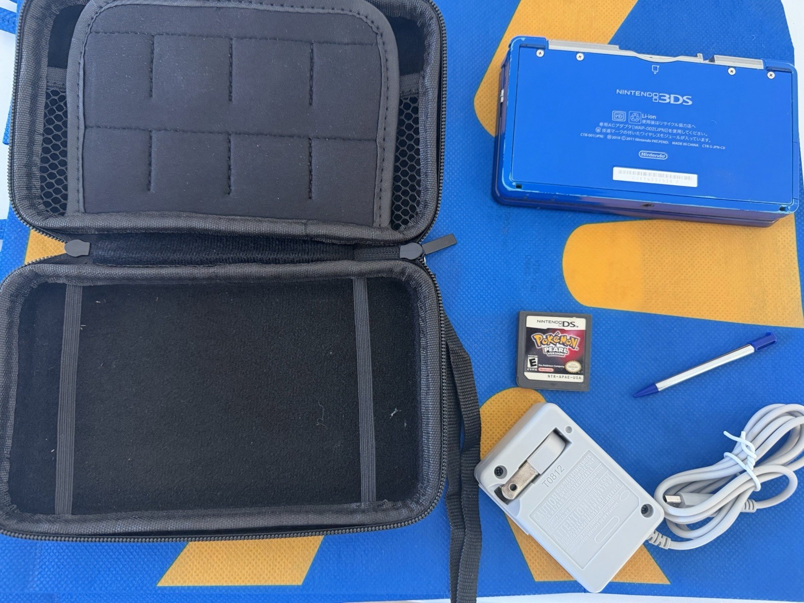 Nintendo 3DS CTR-001(JPN)Blue w/ Case, Stylus, Charger & Pokémon Pearl Bundle