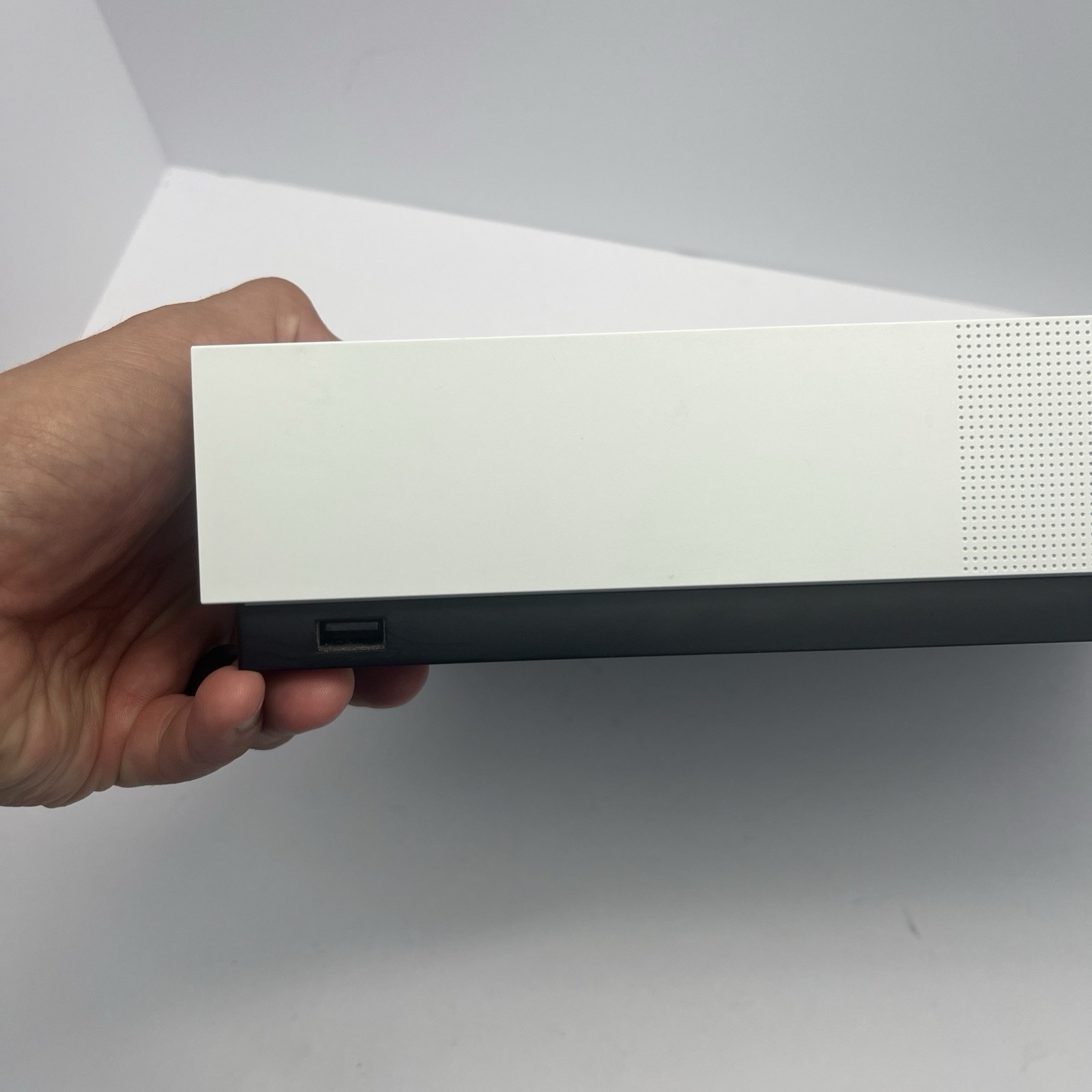 Microsoft Xbox One S (Model 1681) 500GB White Gaming System Console Only, Tested
