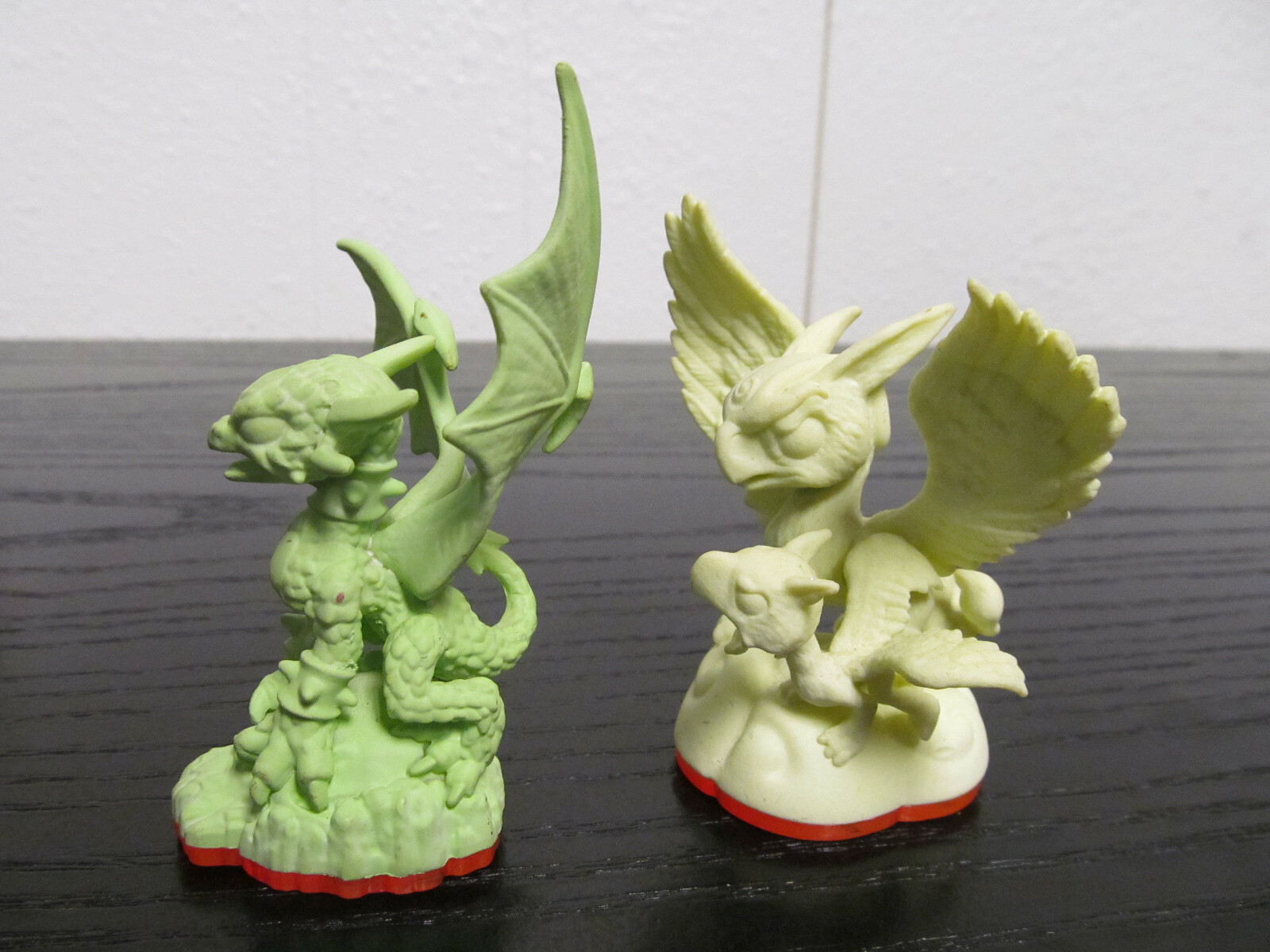 2012: Skylanders Giants ( Glow In Dark ) Sonic Boom & Cynder FIGURE ( Lot Of 2 )