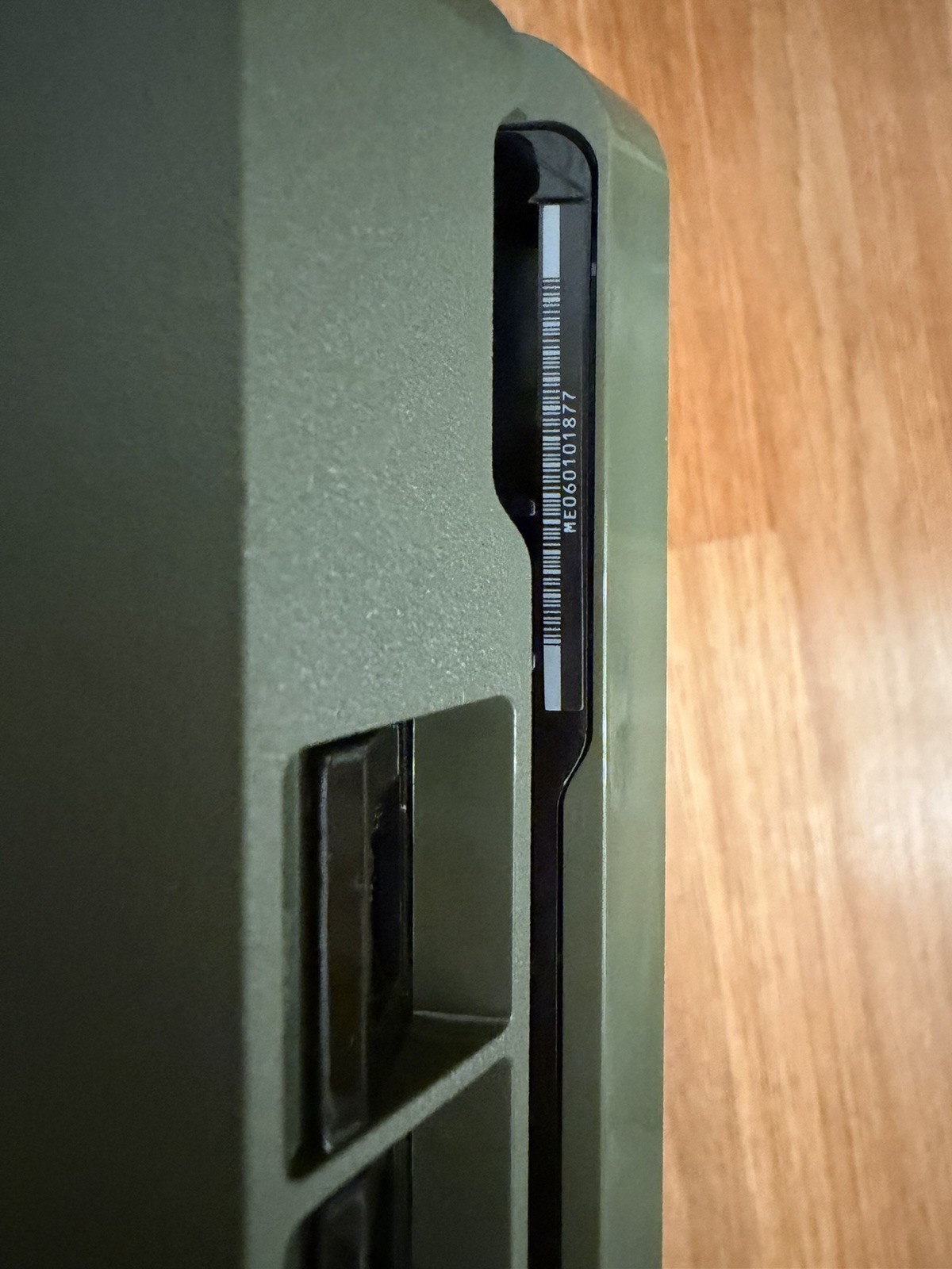 Sony PlayStation 4 Slim Call of Duty: WWII Limited Edition 1TB Green Camouflage