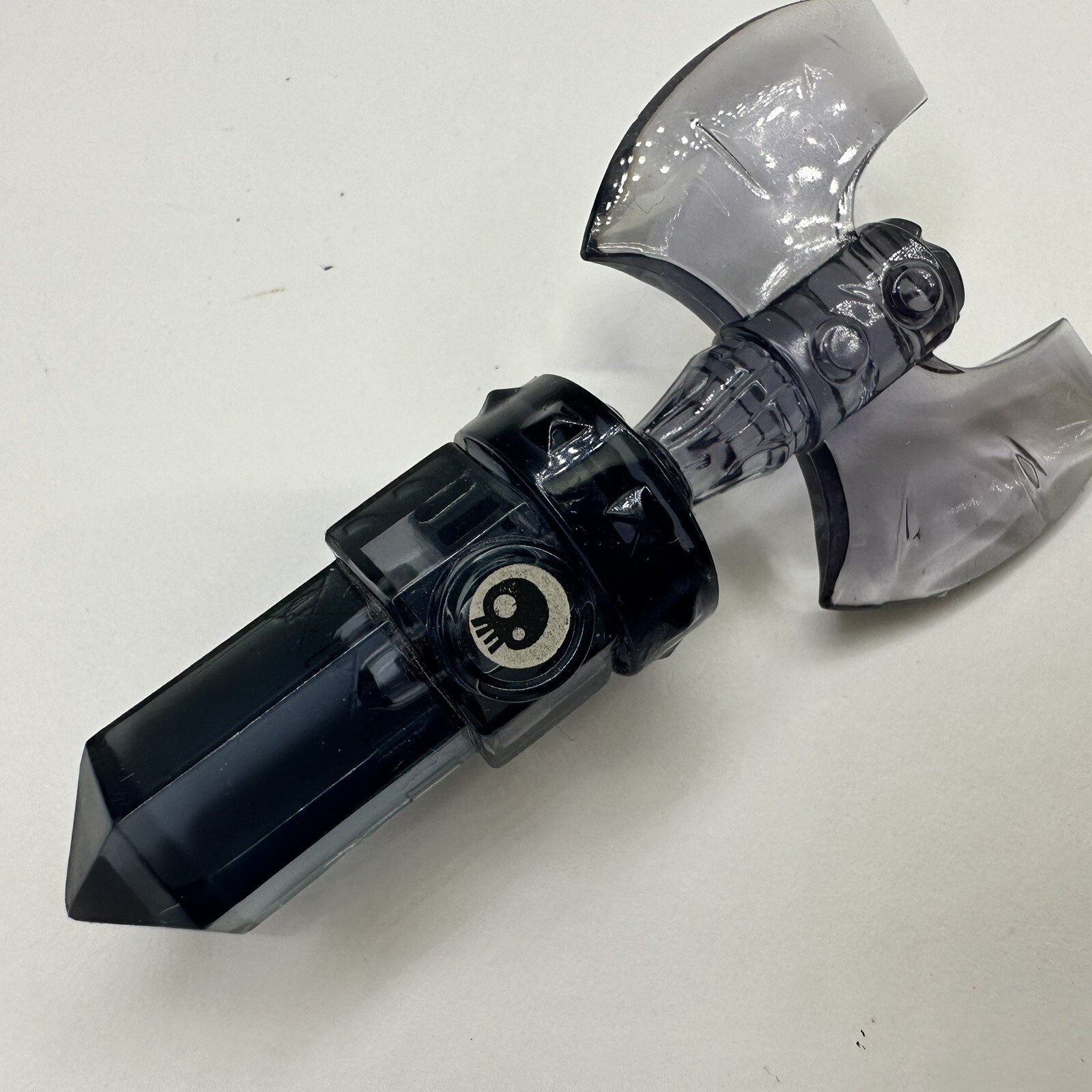 Undead Axe Haunted Hatchet Traptanium Crystal Skylanders Trap Team Figure