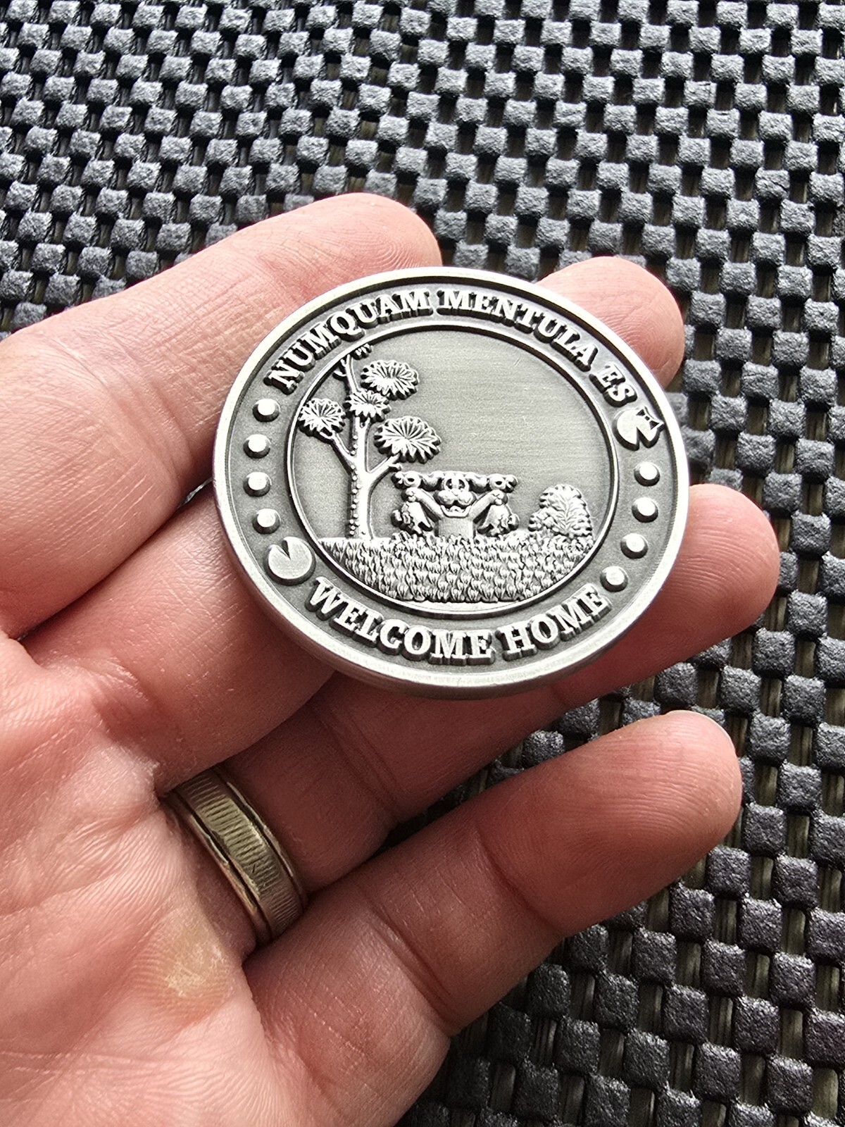DUCK HUNT PAX EAST 2017 Challenge Coin medal Rare Promo Nintendo Sega NES Mario