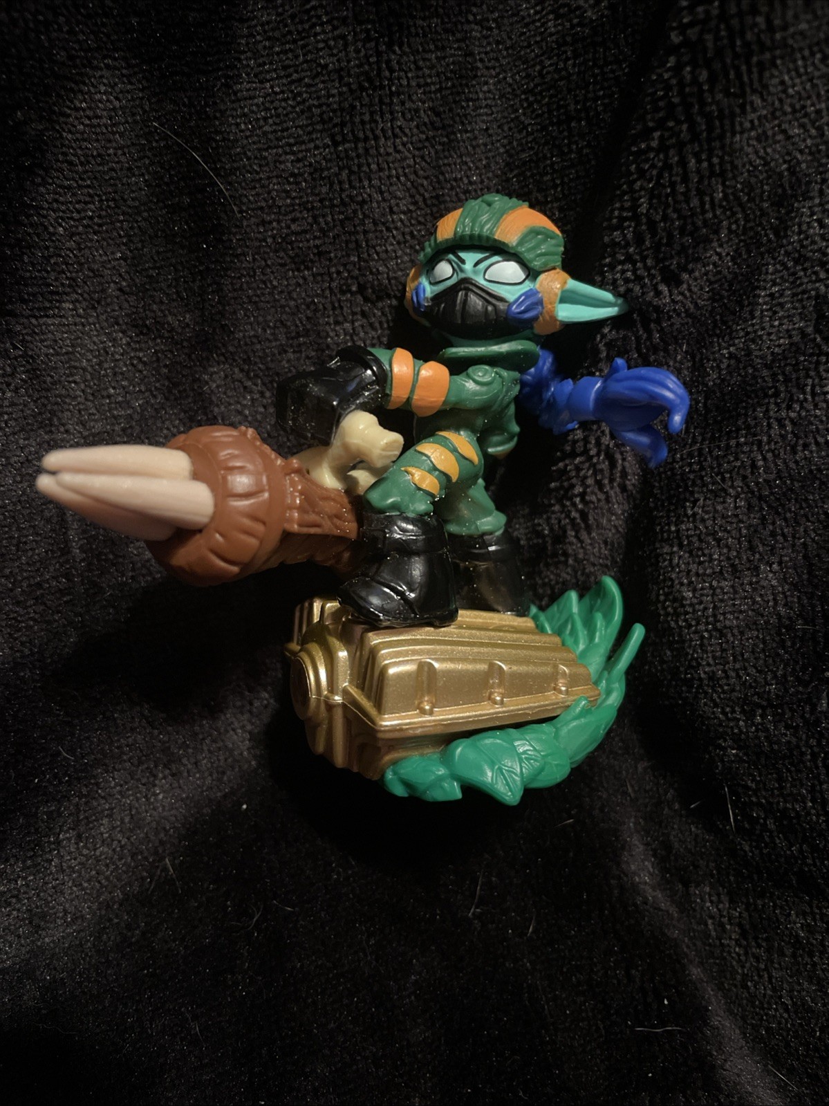 Activision Skylanders Lot Of 9 Free Shipping