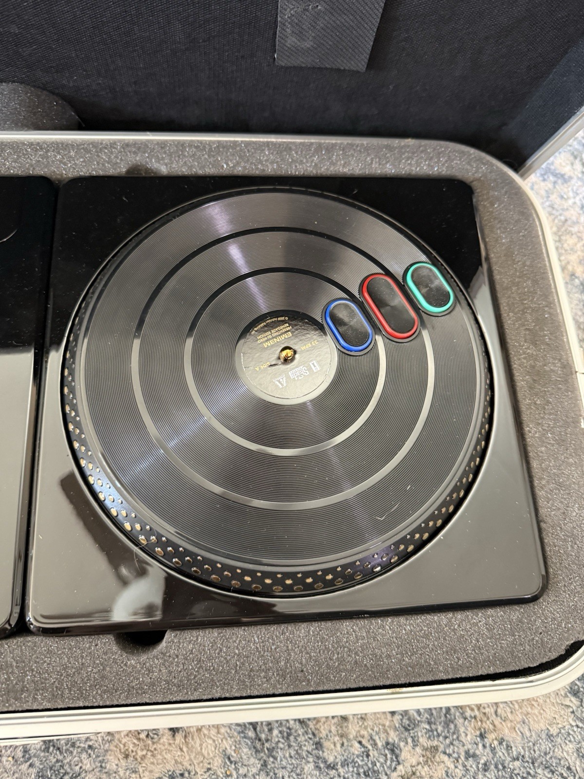 DJ Hero Renegade Edition Xbox 360 Jay-Z Eminem