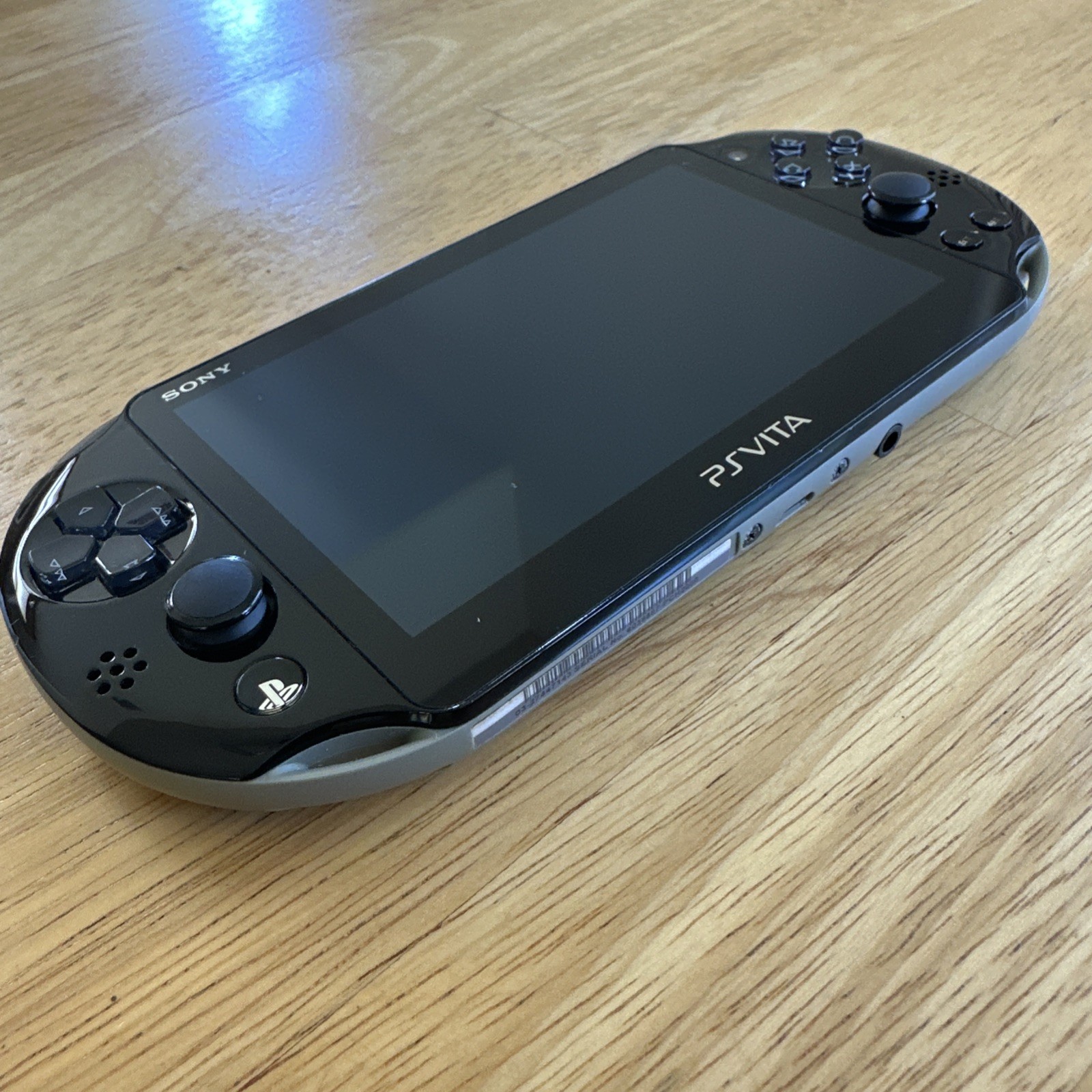 Sony PlayStation PS Vita PCH-2000 khaki / black Slim Console Fast Shipping