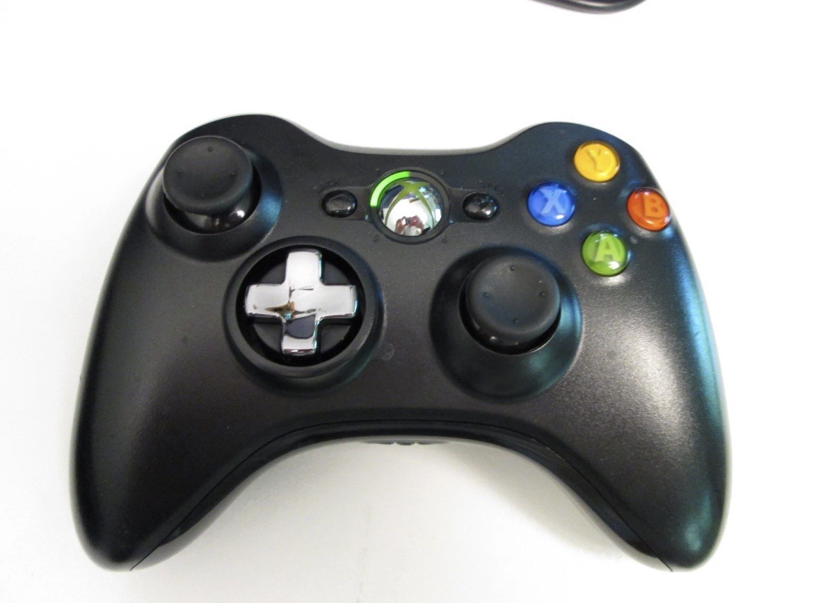 Xbox 360 E 250GB Console with Controller/Kinect/All cords/5 Games/Serviced/Nice!