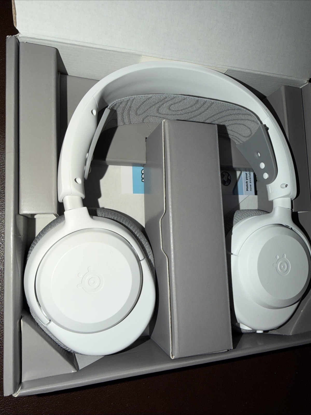 Arctis Nova 3X Wireless Gaming Headset White