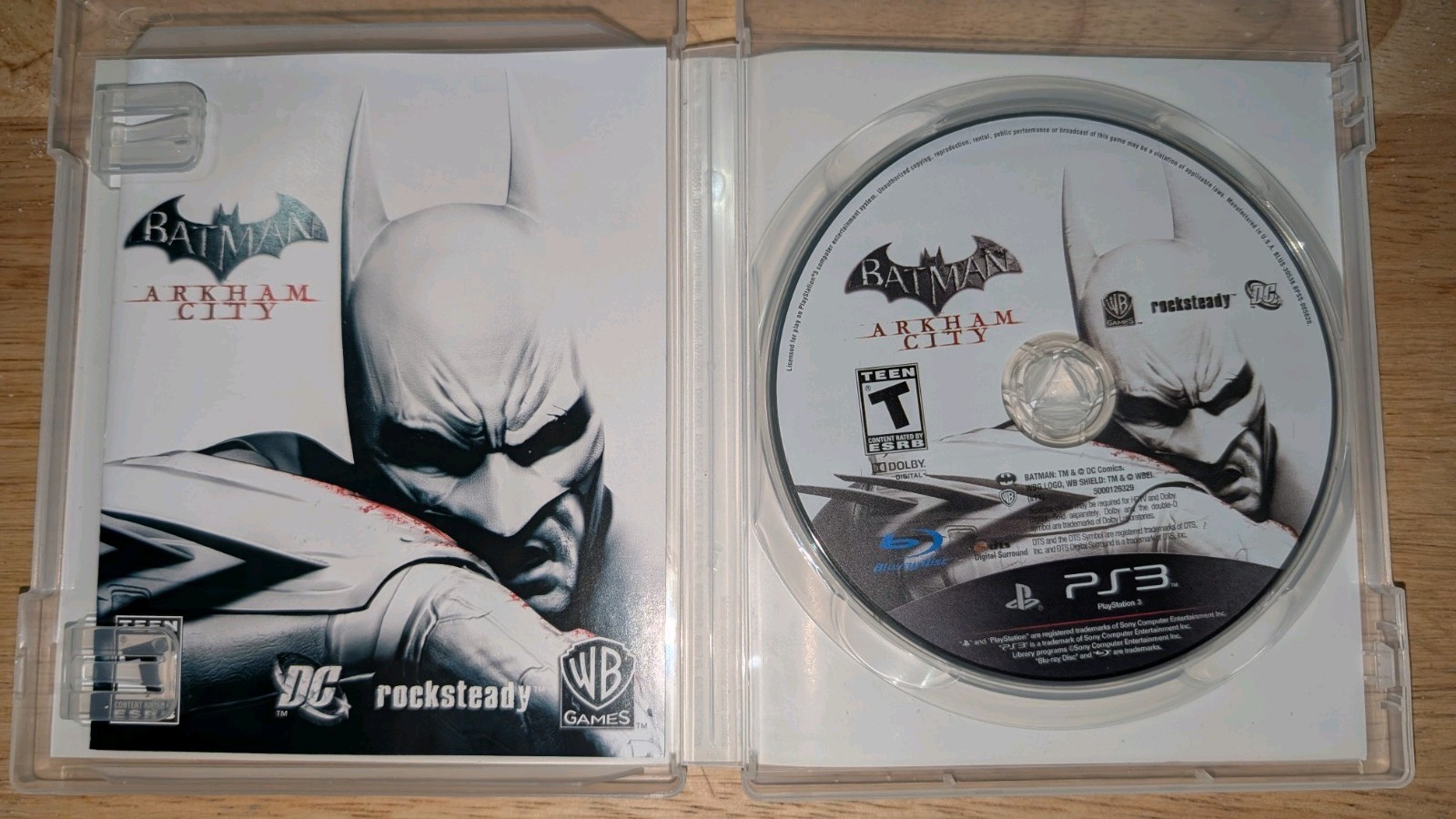 BATMAN: ARKHAM CITY (Sony PlayStation 3) Complete with Manual & CAtalog for PS3