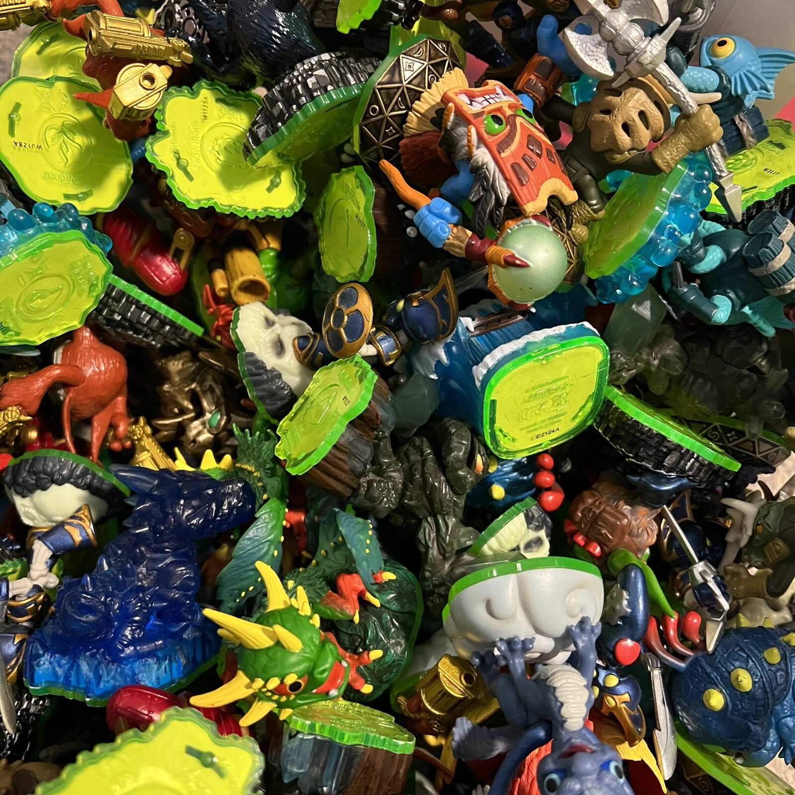 All Skylanders Spyro’s Adventure Characters and Magic Items Buy 3 Get 1 Free