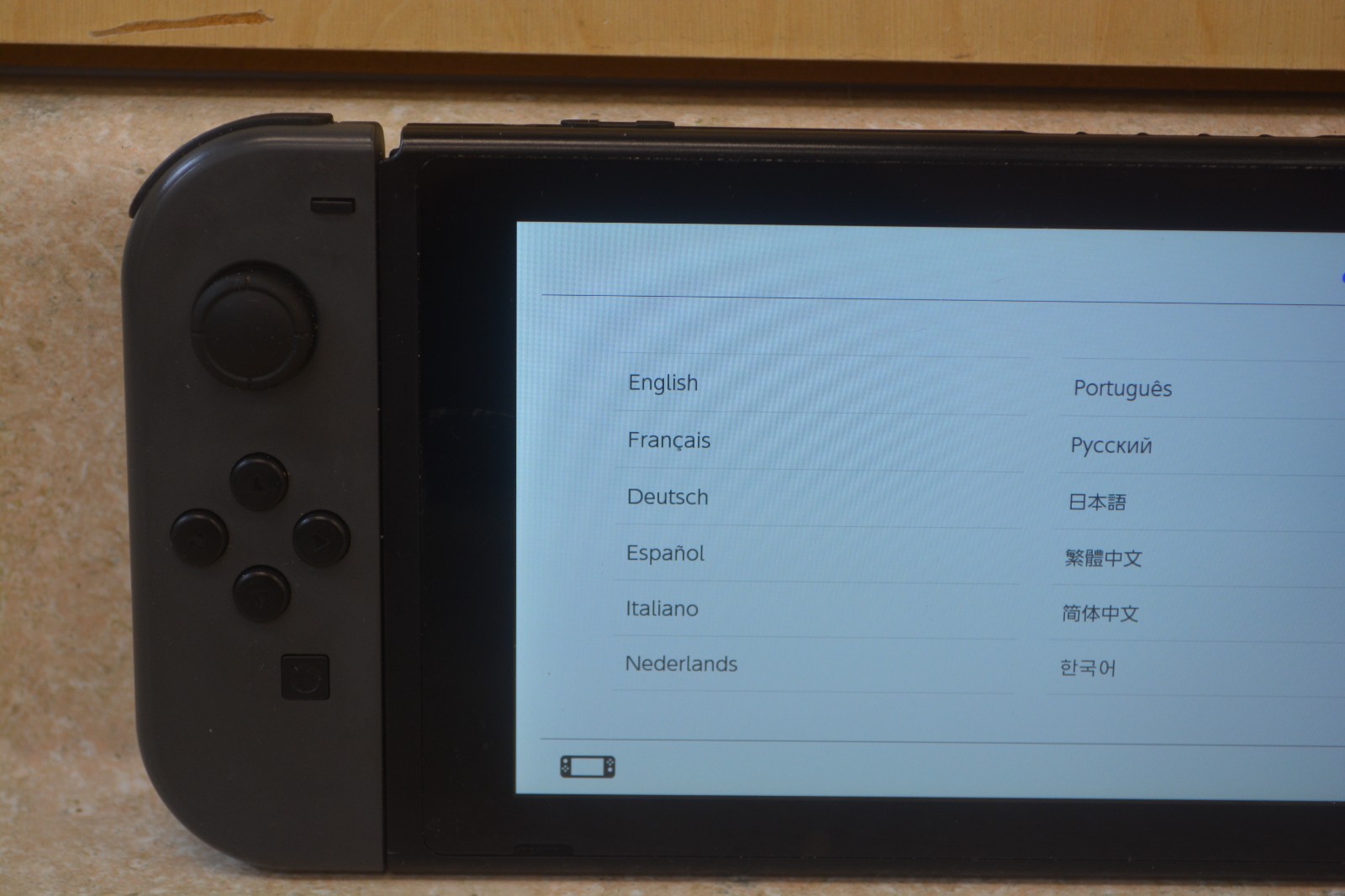 Nintendo Switch HAC-001 32GB Console w/ Gray Joy‑Cons *Pre-owned* FREE SHIPPING