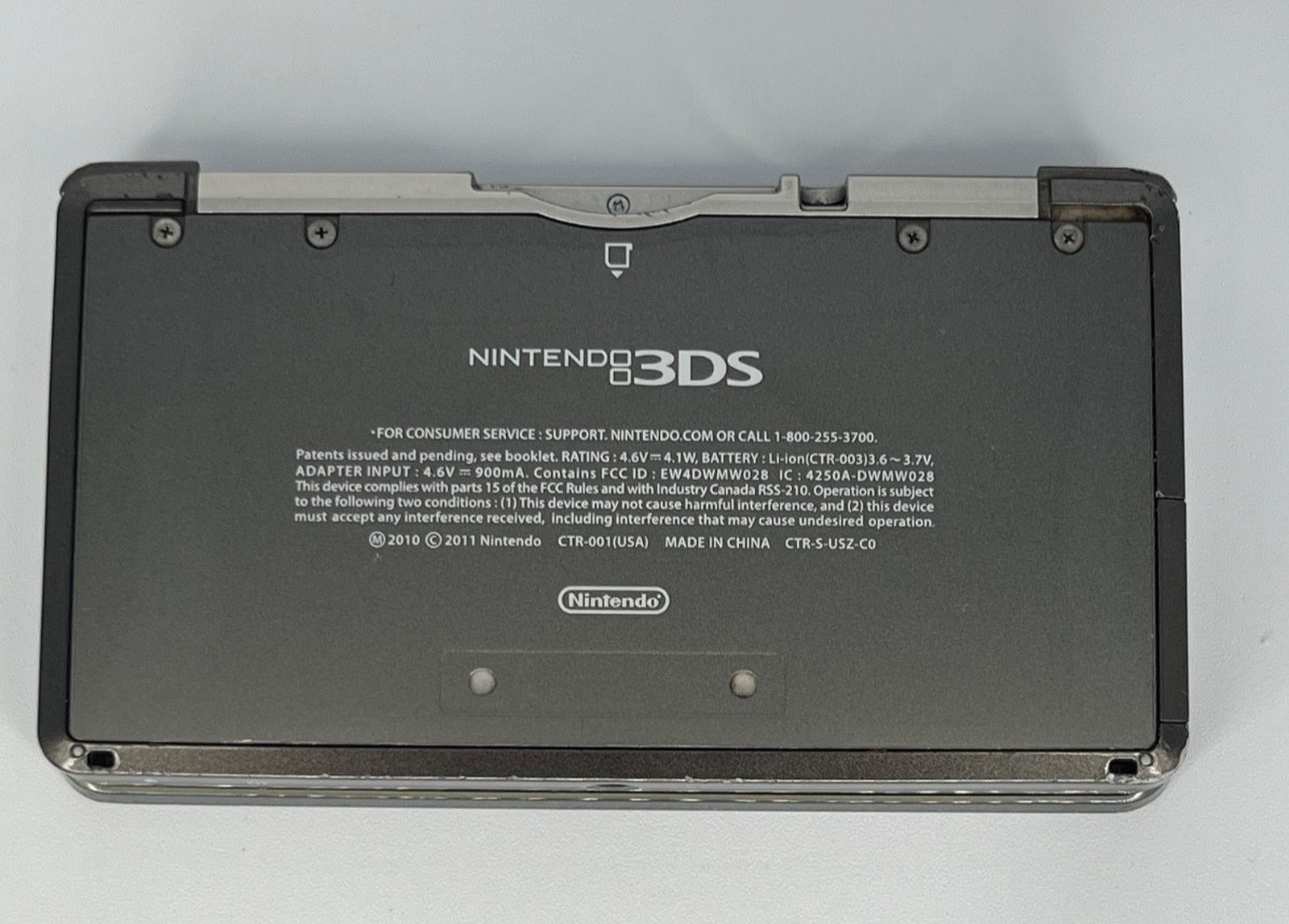 Nintendo 3DS Black Handheld Console 3D CTR-001 with Game and Case