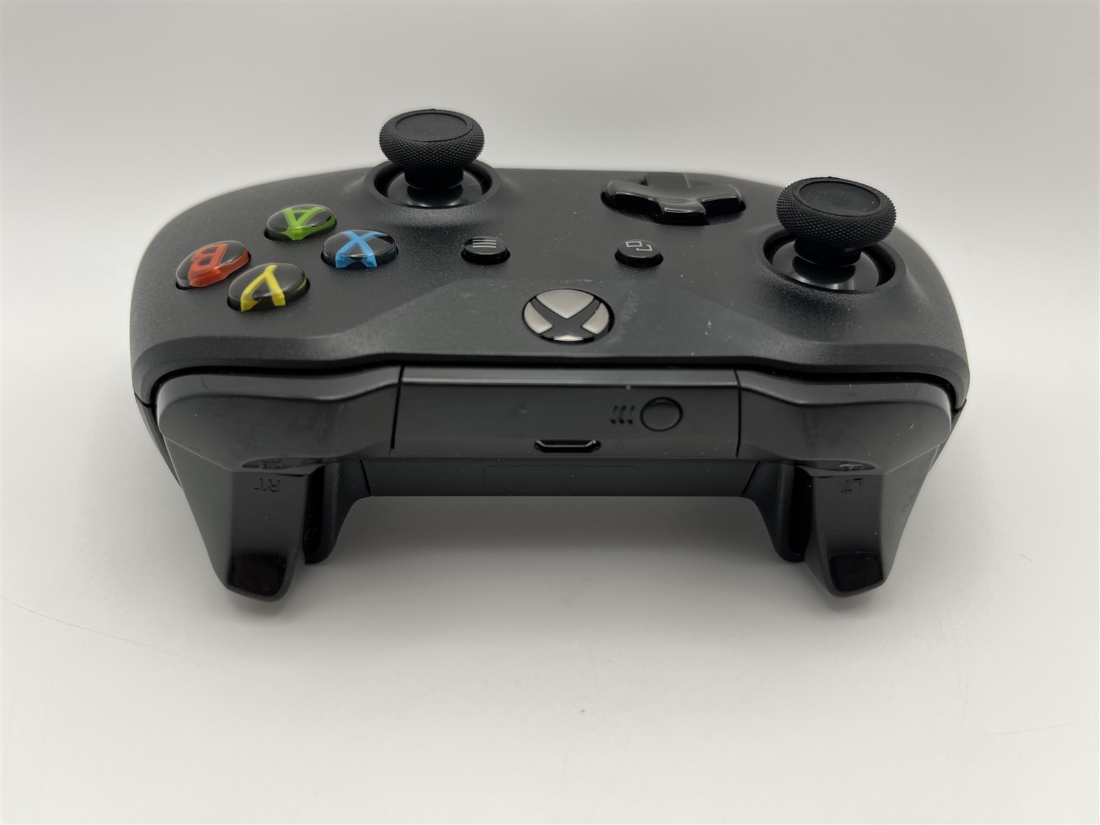 Genuine Microsoft Xbox ONE Wireless Controller Black with headphone jack Tested