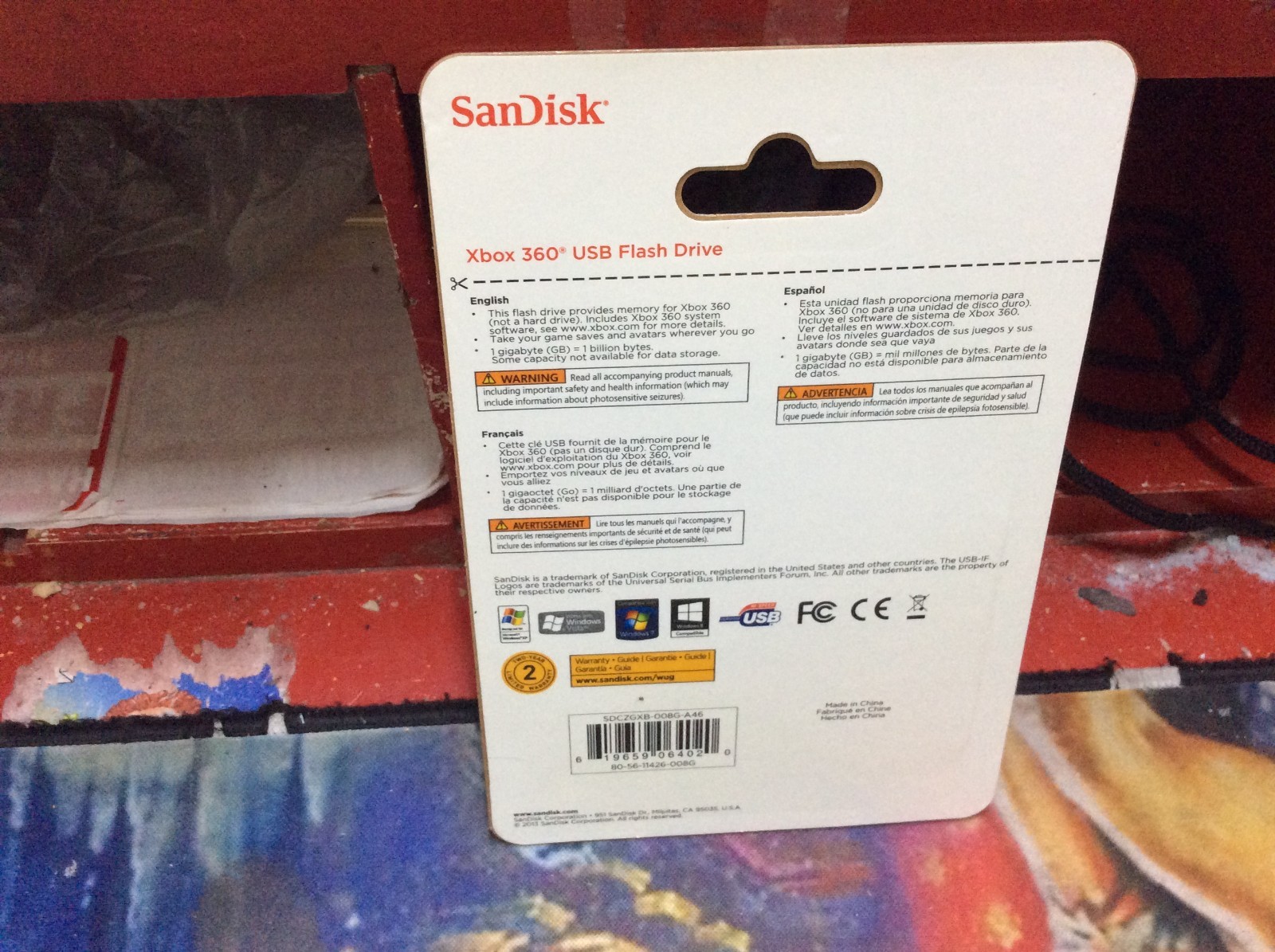SanDisk Xbox 360 8GB USB 2.0 Flash Drive Brand New.