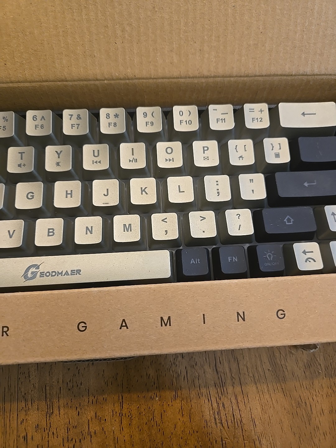 Geodmaer Black Grey 65% Wired Gaming Keyboard NIOB