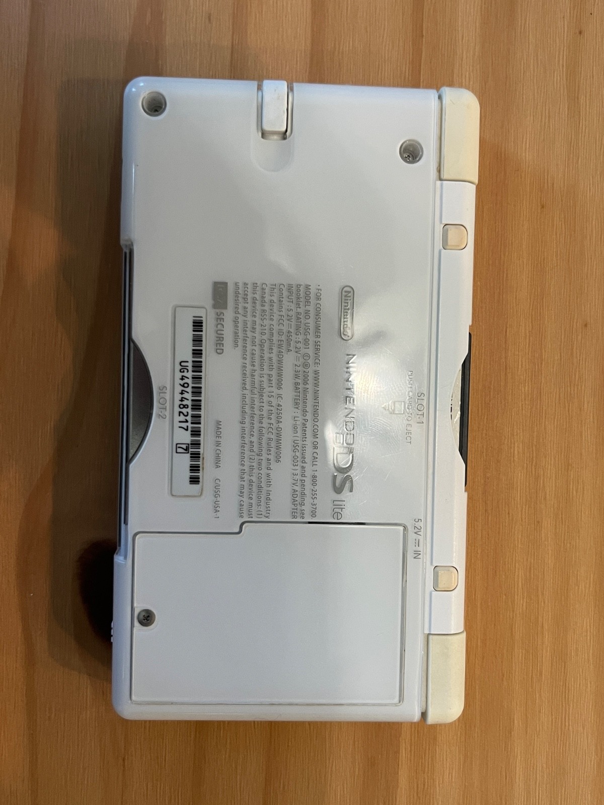 Nintendo DS Lite (USG-001) Handheld – White with Charger Game Stylus *Read*
