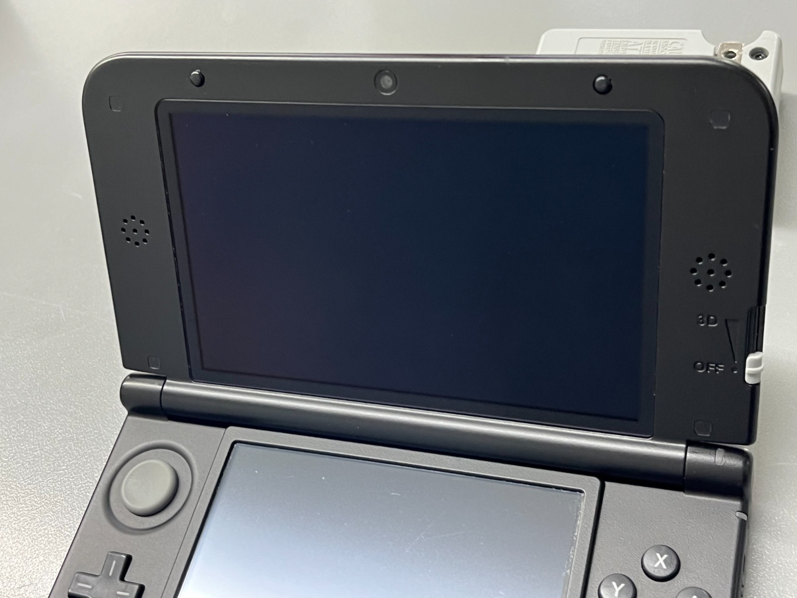 NINTENDO 3DS XL – HANDHELD – SPR-001 Black w/ charger & 4gb SD