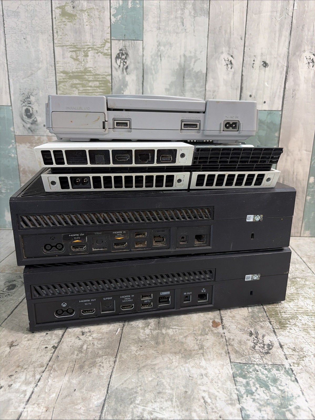 Assorted Video Game Console Lot – PS4 /PS1 /XBOX