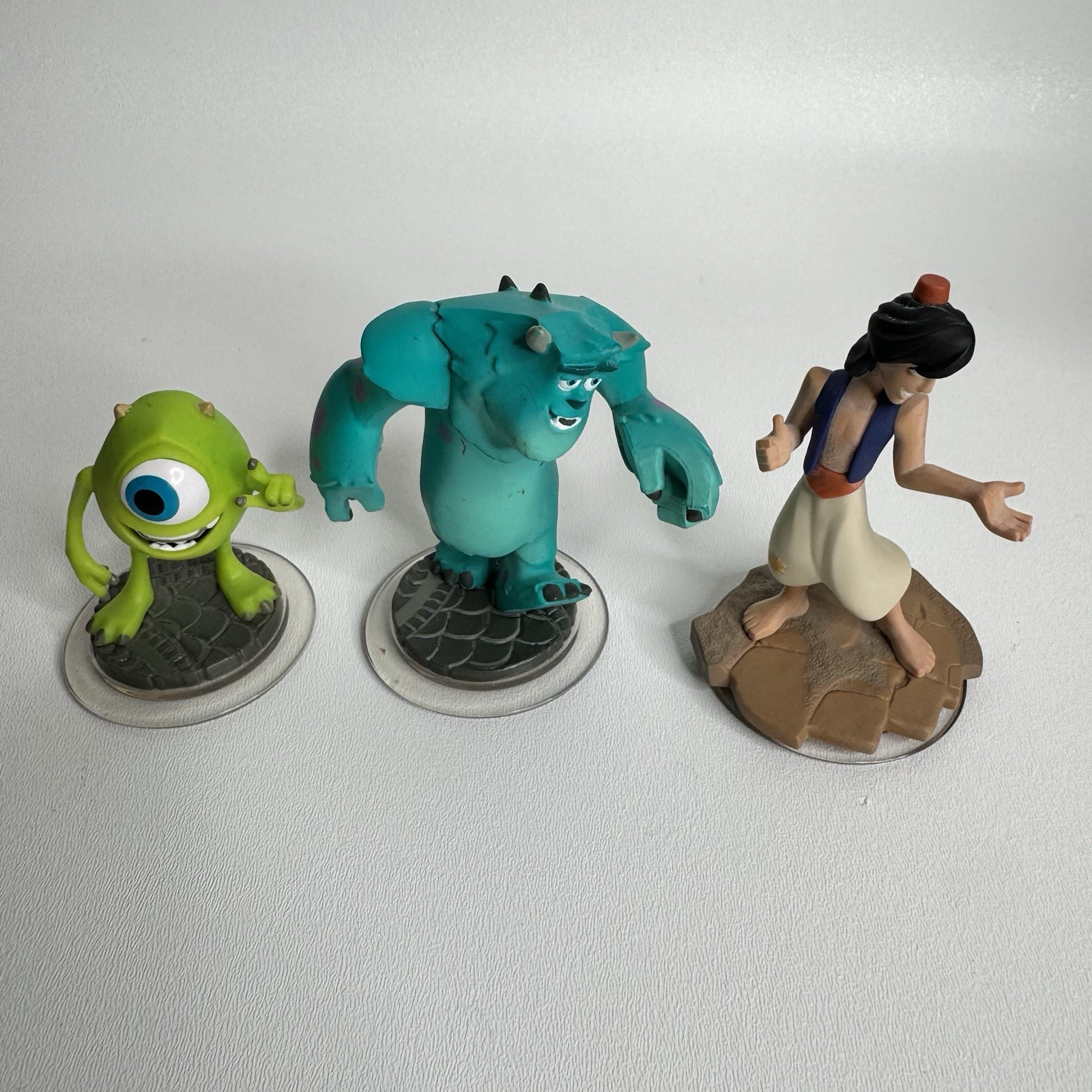 Disney Infinity Figures Lot of 27 Items Marvel, Star Wars, Baymax, Pirates, Cars