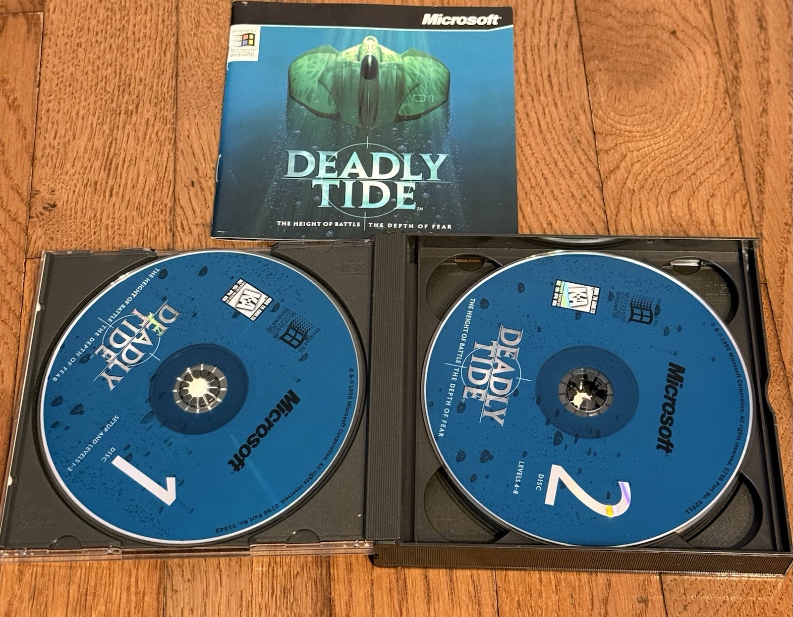 DEADLY TIDE Microsoft Windows 95 PC Big Box CD-ROM Video Game