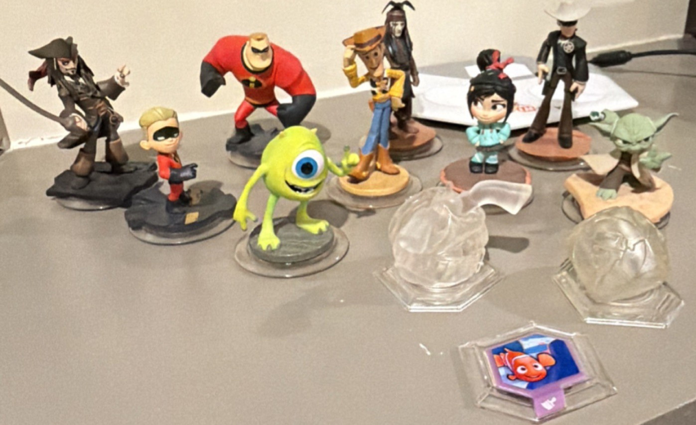 Disney Infinity Character Figure Pack Lot Mr. Incredible Dash Woody Yoda