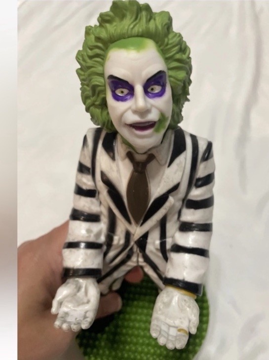 BEETLEJUICE – GAMING CONTROLLER / SMART PHONE HOLDER (Cable Guys) EUC Movie 80’s