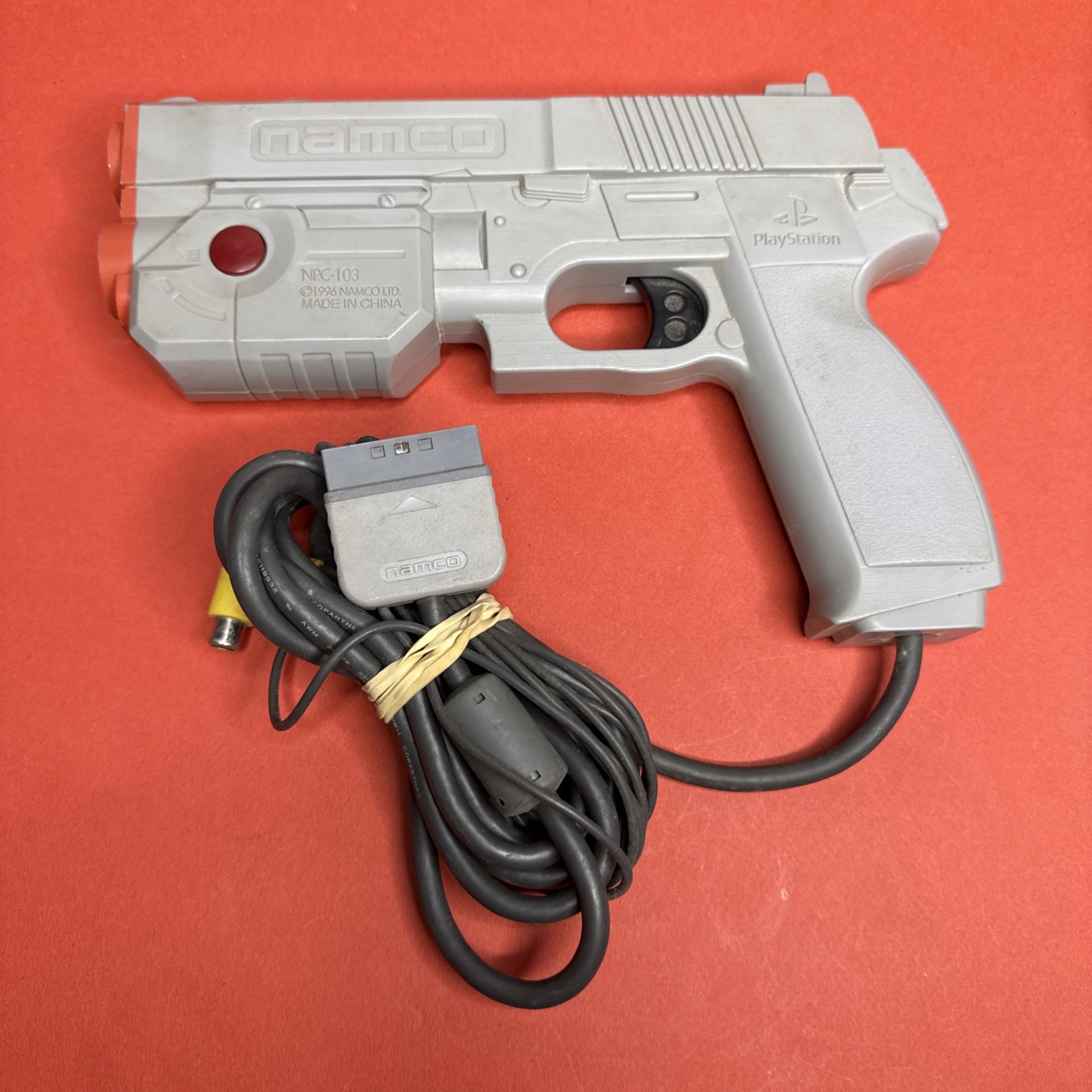 Namco GunCon Light Gun NPC-103 PlayStation PS1 1996 Gray w/ Y-Cable Adapter (A)