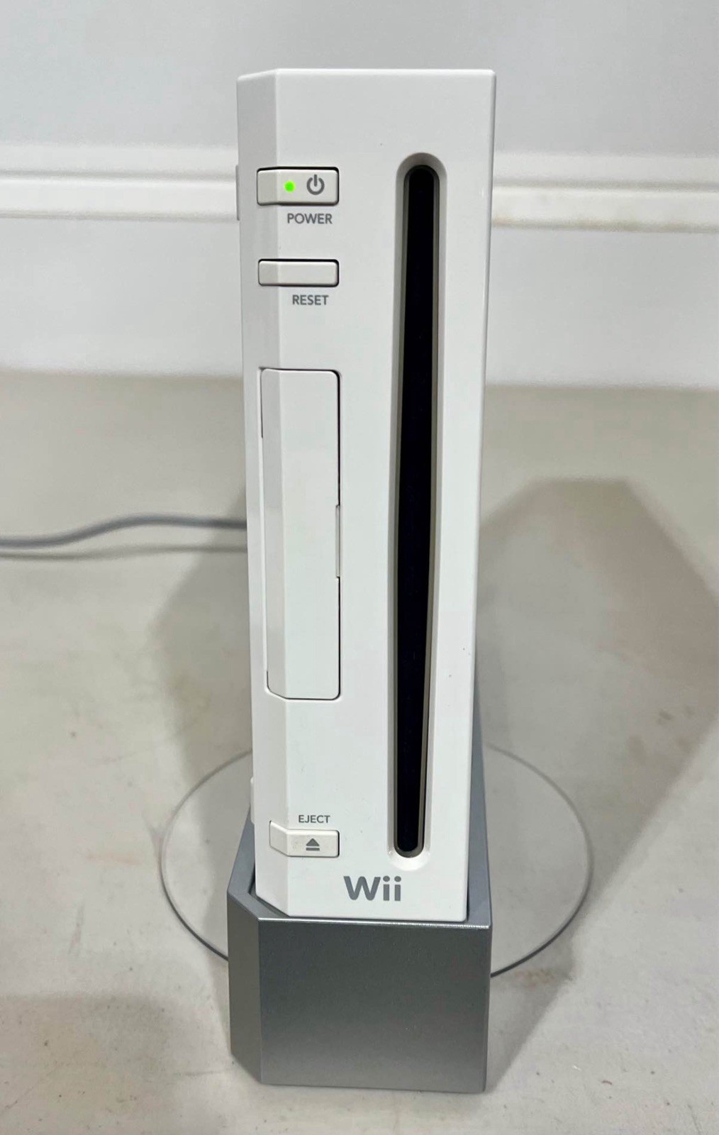 Nintendo RVL-001 Wii Console With Box – White | No Controller, Nunchucks Or Game