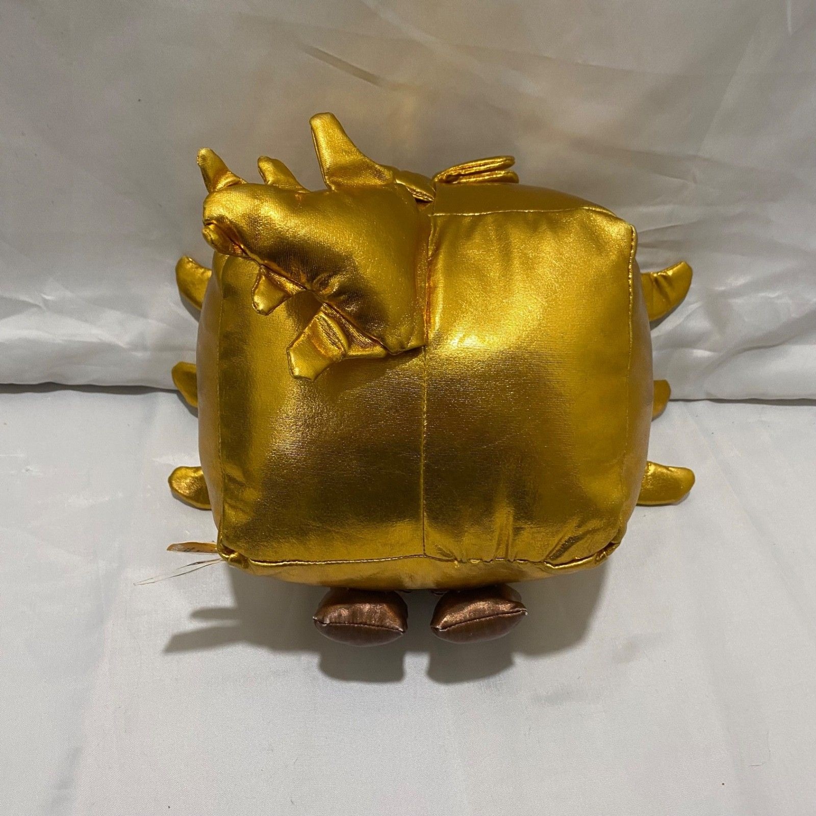 PhatMojo Roblox Pet Simulator Deluxe Tech Gold Axolotl Plush Stuffed Toy 8”