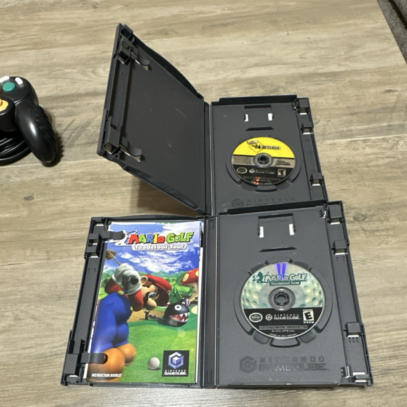 Nintendo GameCube Lot: Wired Controller + Mario Golf + Simpsons Hit & Run