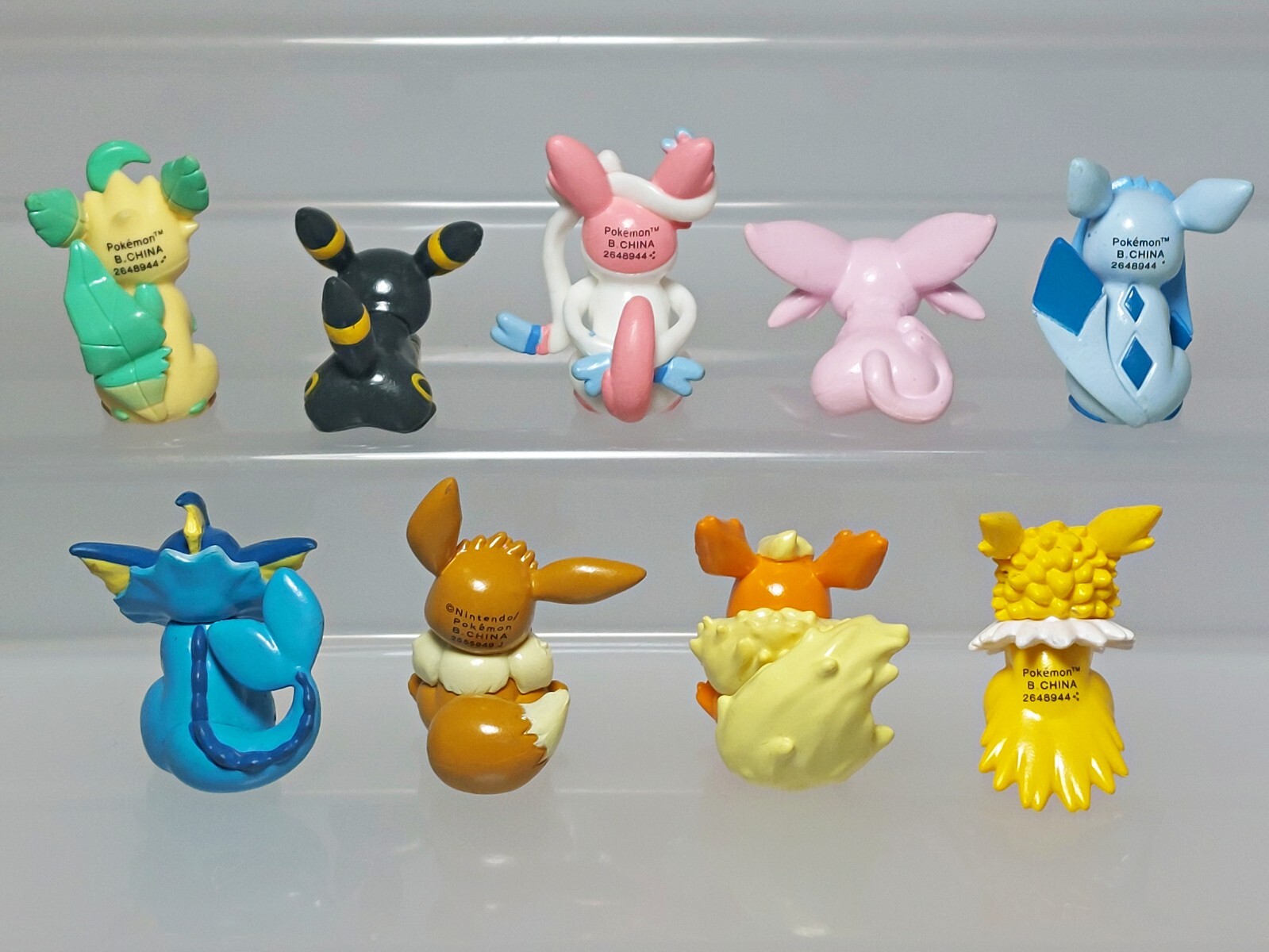 Eeveelution Bikkura? Tamago Pokemon Bath Bomb Figure Sylveon Umbreon 0.8-1.4in