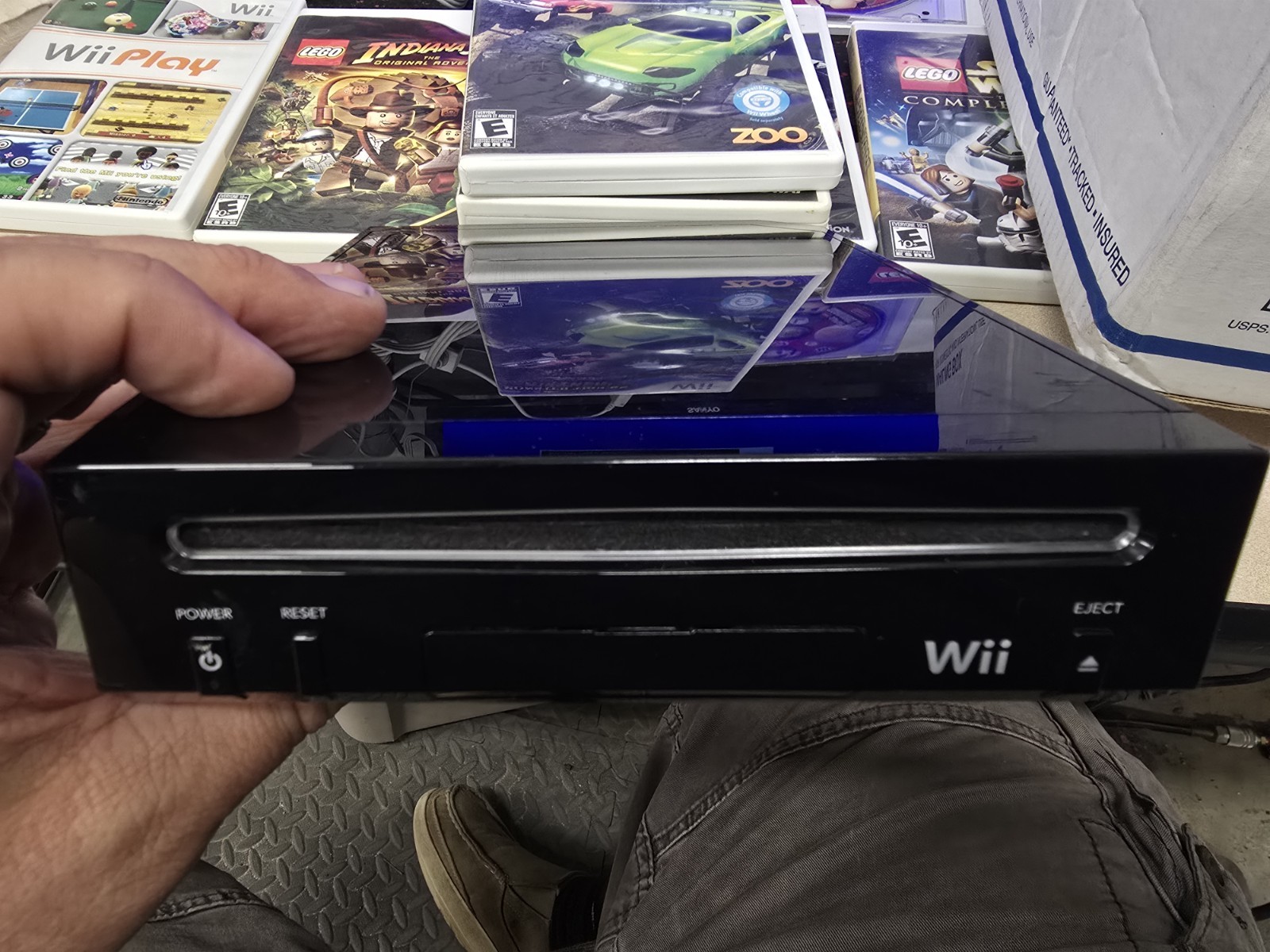 Nintendo Wii Game System RVL-101(USA) Black Bundle w/ Motion Plus & Super Mario