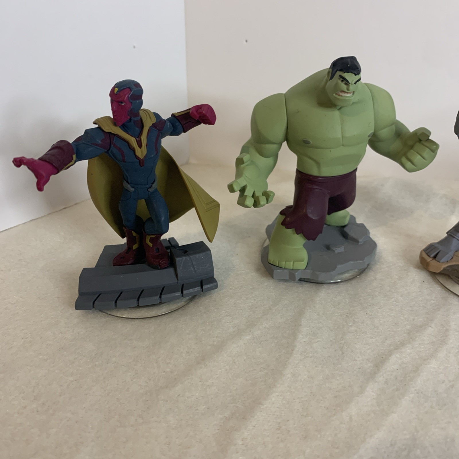 Disney Infinity Marvel Figure Lot of 6 Ant Man, Captain America, Hulk