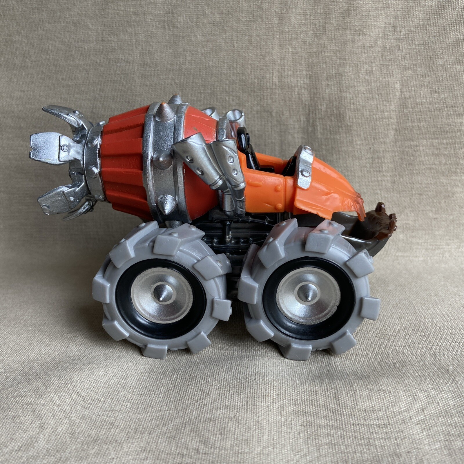 Skylanders Superchargers Smash Hit & Thump Truck (2) (Figure & Vehicle) 87531888