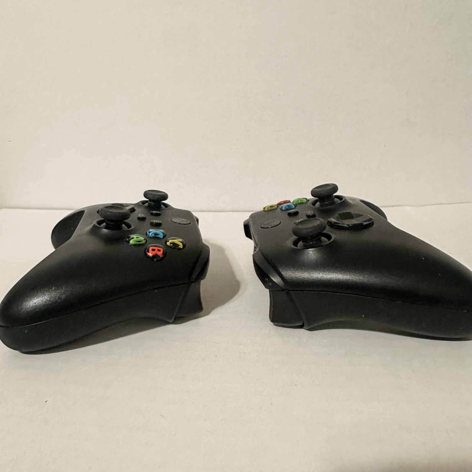 Lot Of 2 Microsoft Xbox Wireless Controller Black Model 1914 No Battery Covers
