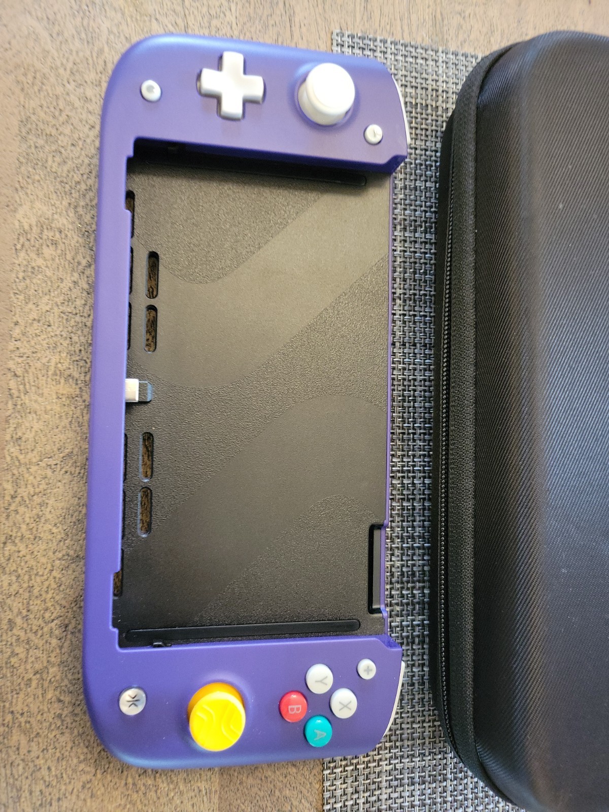 CRKD Nitro Deck Nintendo Switch Travel Case Purple Hard Shell Kickstand CK3210