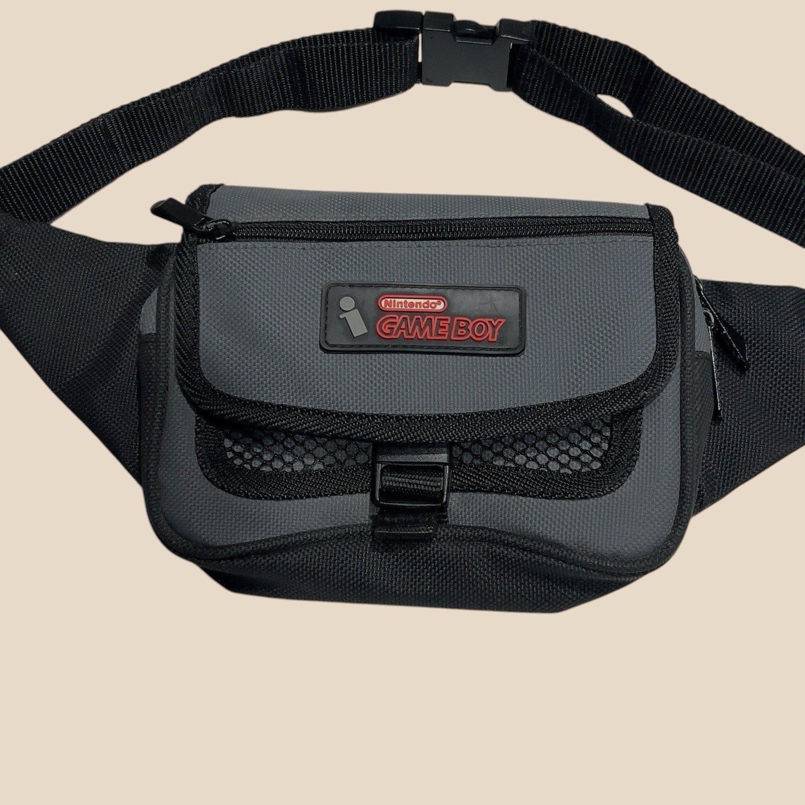 Nintendo Game Boy Carrying Case InterAct Gray Black Waist Bag Pack Retro