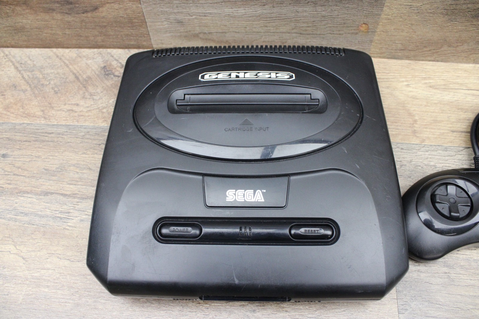 Sega MK-1631 – VA1 Genesis Console System & Controller Only – Fully Tested.