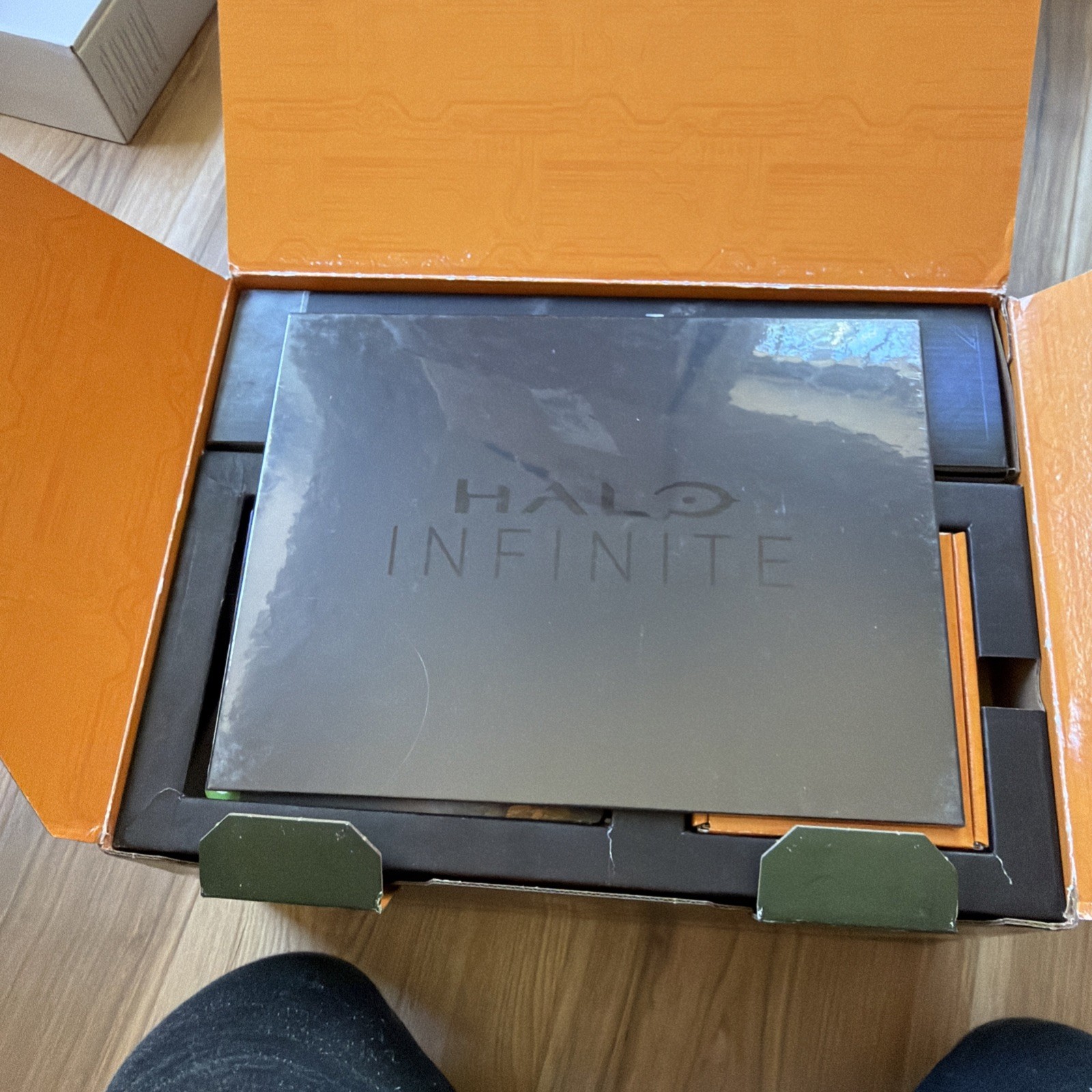Halo Infinite Collector’s Edition (Xbox Series X, 2021)