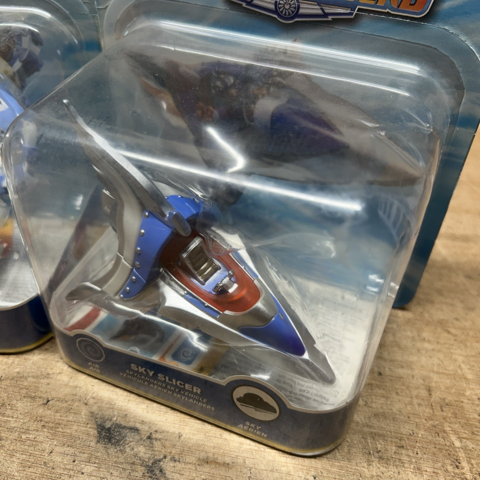 Skylanders SuperChargers Hurricane Jet-Vac & Jet Stream Sky Vehicle Brand New!
