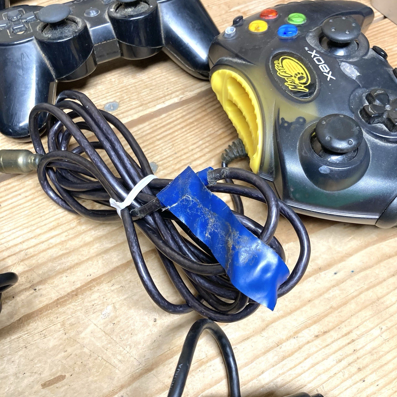 Lot Of Sony PlayStation PS1 PS2 PS3 Controllers Xbox OEM 3rd Party – UNTESTED