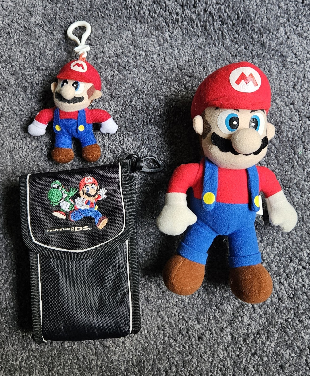 Toy Site & Nintendo Super Mario Bros. Plush Doll, Key Chain, Washable Carry Case