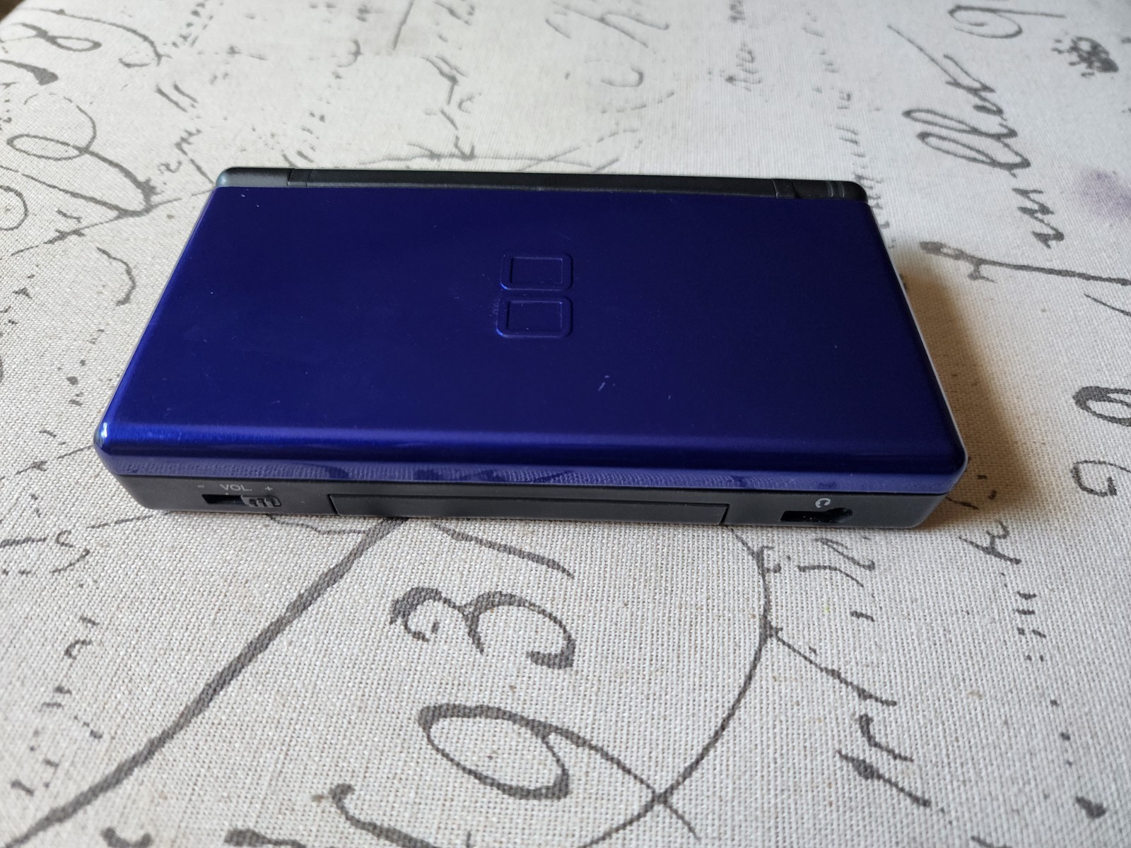 Nintendo DS Lite Colbalt Blue with box, manual and charger