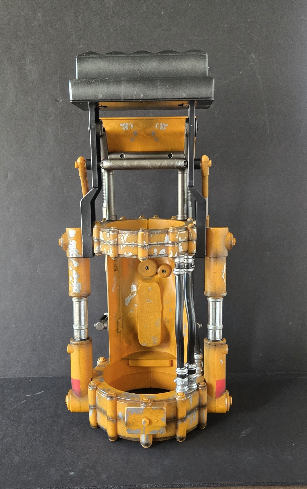 Fallout Power Fist 1:1 Scale Replica Bethesda Chronicle Collectibles No box 2018