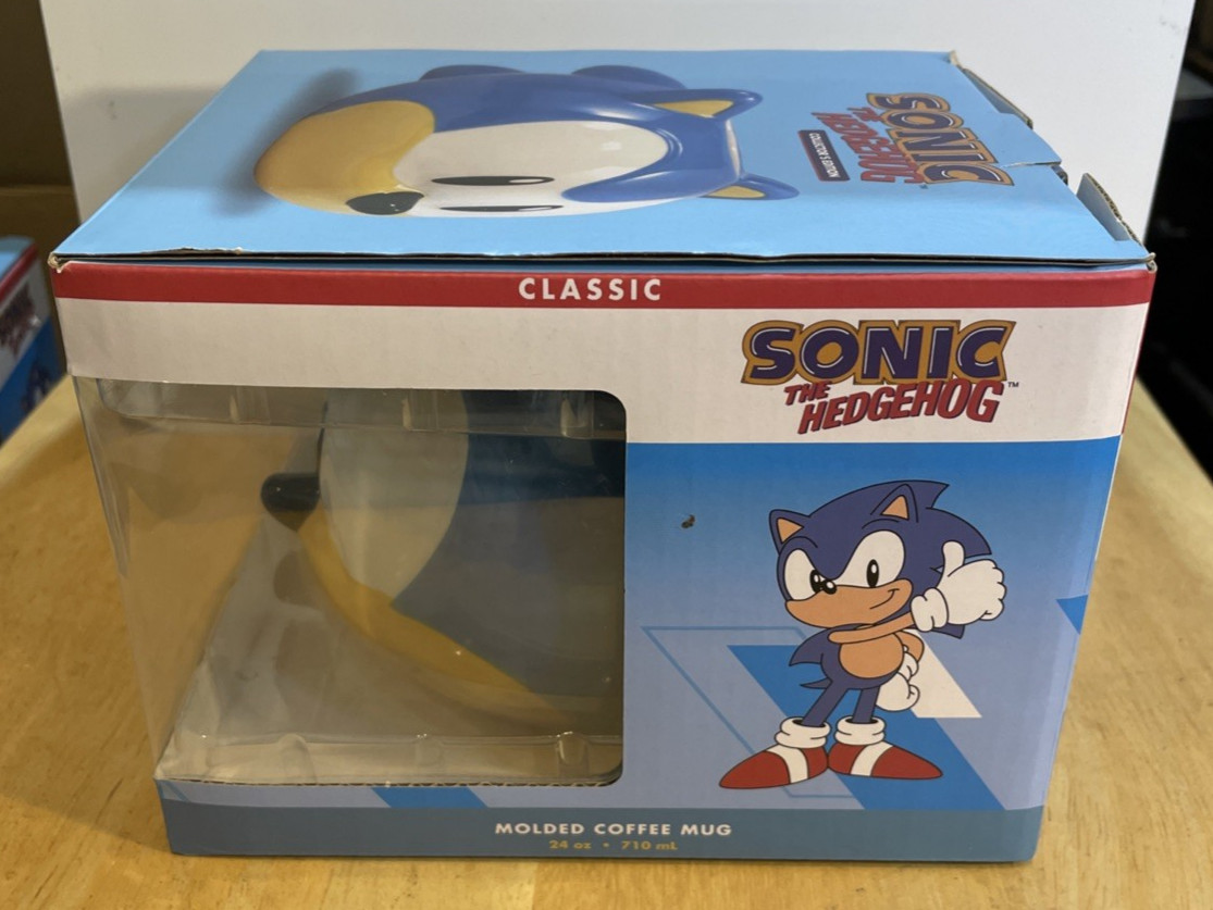 Sonic The Hedgehog Collector’s Edition 24Oz Molded Ceramic Coffee Mug NEW NIB